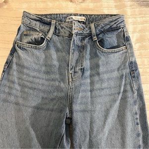 Zara Straight Jeans Medium Wash